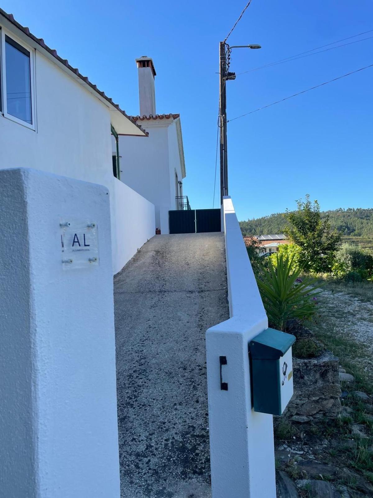 Aldeia Do Mato Guesthouse Exteriör bild